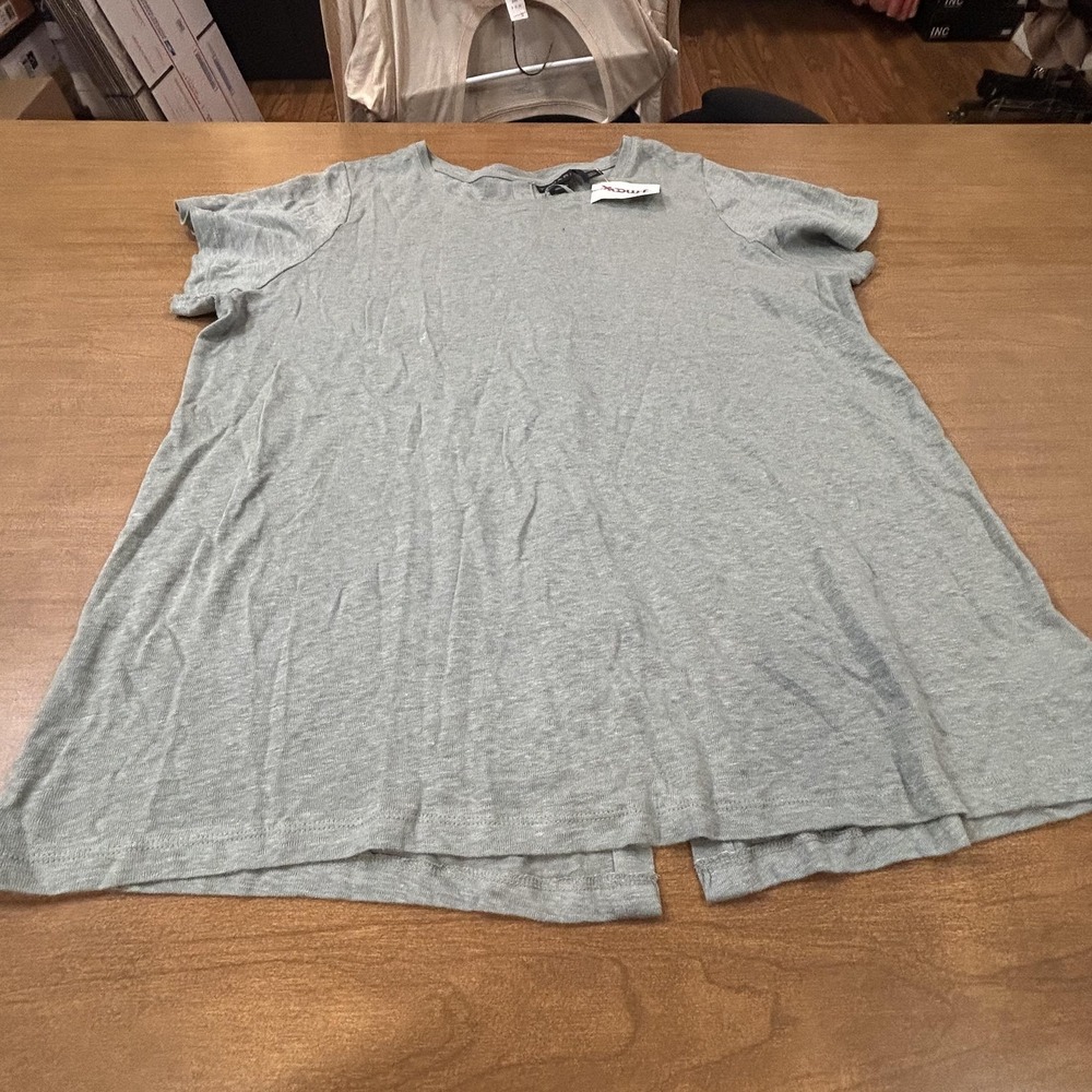 Tahari Shirt Womens 2X Gray Sage 100% Linen Short Sleeve Button Back Top Tee